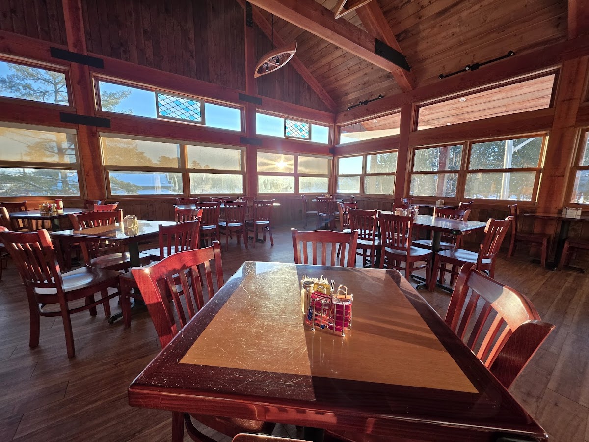 Magnetawan Grill And Grocery